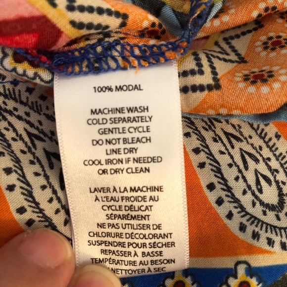 BeachLunchlounge Collection colorful floral tunic - Picture 7 of 7